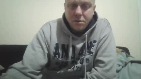 Snapshot of ballzrockwell chatting on 15, 4, 2026 ballzrockwell online show from 15, 4, 2026