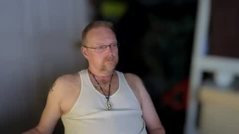 Snapshot of baltomoron69 chatting on 4, 7, 2026 baltomoron69 online show from 4, 7, 2026