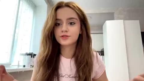 Snapshot of bambiculnane chatting on 9, 7, 2026 Lola online show from 9, 7, 2026