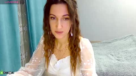 Emma online show from 5, 11, 2025