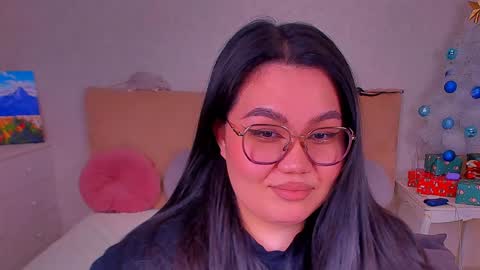 Barbie Kim online show from 30, 12, 2024