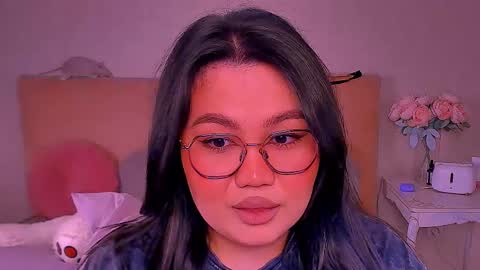 Barbie Kim online show from 8, 3, 2025