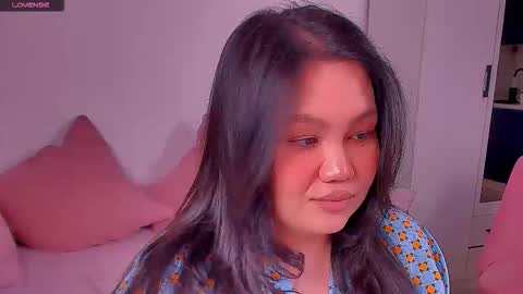 Barbie Kim online show from 3, 11, 2025