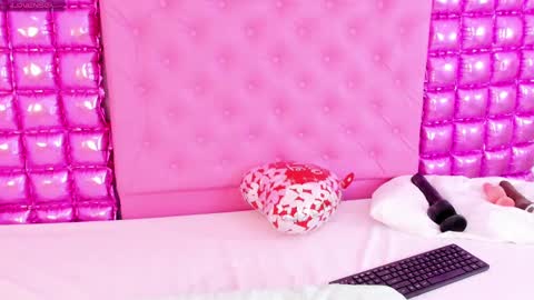 Snapshot of barbarahills_21 chatting on 16, 2, 2025 Barbie Hills online show from 16, 2, 2025