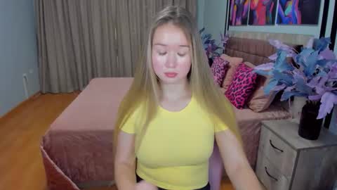 Snapshot of barbaramiles chatting on 13, 9, 2025 Barbara online show from 13, 9, 2025