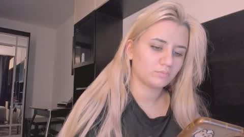 Snapshot of barbarasiren chatting on 4, 11, 2025 barbarasiren online show from 4, 11, 2025