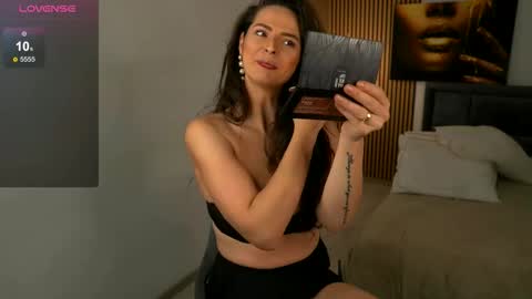 Snapshot of barbaraxoxox chatting on 13, 10, 2025 barbaraxoxox online show from 13, 10, 2025