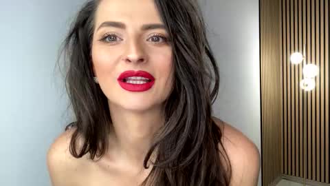 Snapshot of barbaraxoxox chatting on 16, 10, 2025 barbaraxoxox online show from 16, 10, 2025