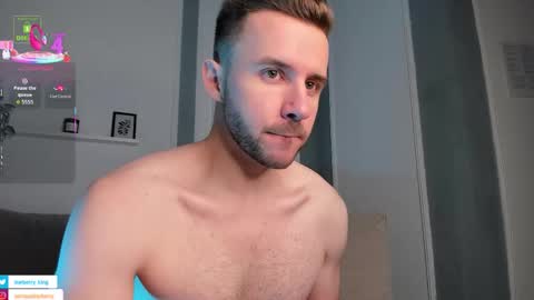 Snapshot of barberryx chatting on 23, 11, 2025 ENRIQUE online show from 23, 11, 2025