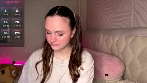 Snapshot of barbie_charm_ chatting on 23, 2, 2026 Rina online show from 23, 2, 2026