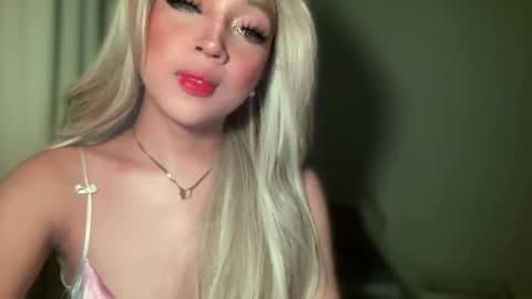 Snapshot of barbie_ford_ chatting on 3, 1, 2025 barbie_ford_ online show from 3, 1, 2025