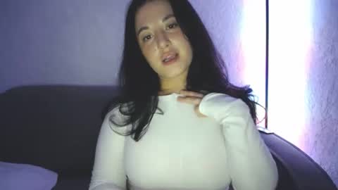 Snapshot of barbie_kill chatting on 15, 11, 2025 Solomia or Mia online show from 15, 11, 2025