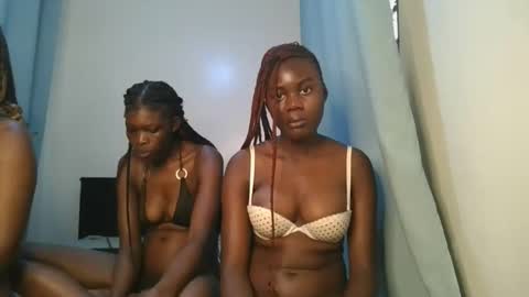 queen online show from 25, 11, 2025