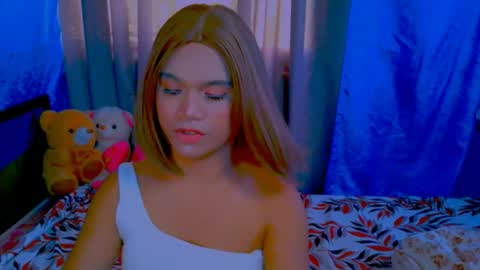 Snapshot of barbieee_hot chatting on 27, 5, 2026 Barbie online show from 27, 5, 2026