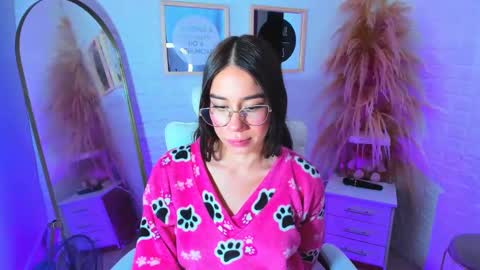 Snapshot of barbiegirl___ chatting on 10, 2, 2025 barbiegirl___ online show from 10, 2, 2025