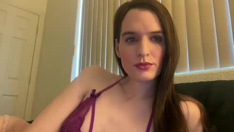 Snapshot of barbiejules chatting on 22, 1, 2025 BarbieJules online show from 22, 1, 2025