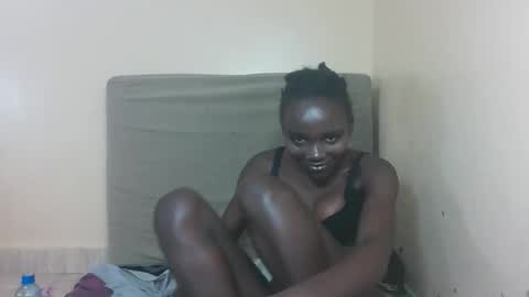 Snapshot of barbies_ebony chatting on 17, 12, 2025 barbies_ebony online show from 17, 12, 2025