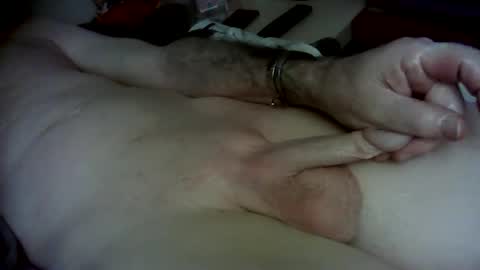 Snapshot of barenaked07 chatting on 16, 12, 2024 barenaked07 online show from 16, 12, 2024