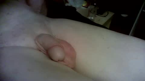 Snapshot of barenaked07 chatting on 16, 2, 2025 barenaked07 online show from 16, 2, 2025