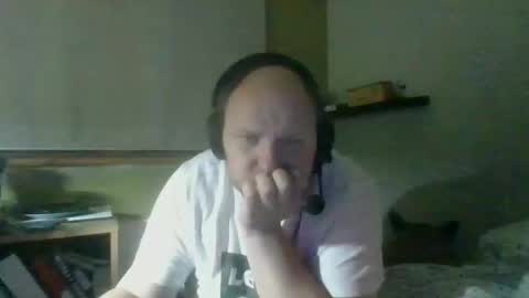 Snapshot of bart_poland chatting on 24, 10, 2025 bart_poland online show from 24, 10, 2025