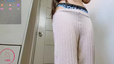 Snapshot of basapukipuki chatting on 11, 11, 2025 PukiPuki online show from 11, 11, 2025