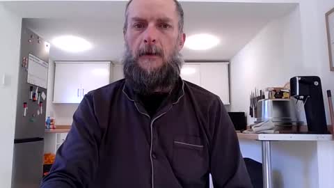 Snapshot of basiccamguy chatting on 25, 5, 2026 basiccamguy online show from 25, 5, 2026