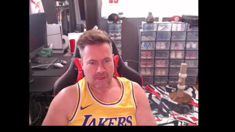 Snapshot of basketballjerseygang chatting on 24, 11, 2025 Jordan online show from 24, 11, 2025
