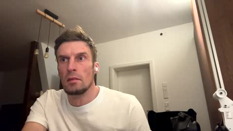 basst23 online show from 4, 1, 2025