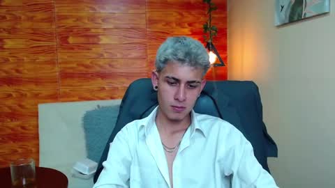 Snapshot of bastiaan_28 chatting on 18, 12, 2024 Bastian online show from 18, 12, 2024