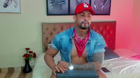 bastian_jones1 online show from 23, 12, 2024