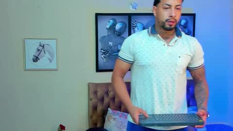 bastian_jones1 online show from 4, 1, 2025