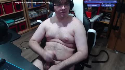 Snapshot of baterricky chatting on 19, 10, 2025 Ricky online show from 19, 10, 2025