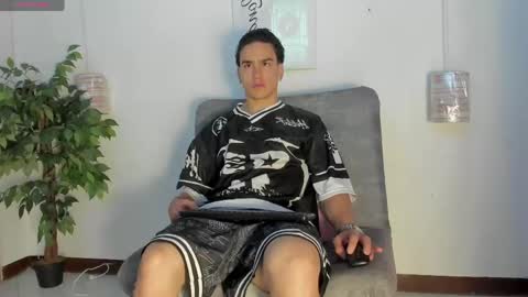 Snapshot of battista_turner chatting on 19, 4, 2026 battista online show from 19, 4, 2026
