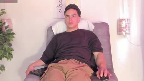 Snapshot of battista_turner chatting on 29, 4, 2026 battista online show from 29, 4, 2026