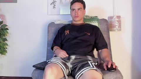Snapshot of battista_turner chatting on 26, 5, 2026 battista online show from 26, 5, 2026
