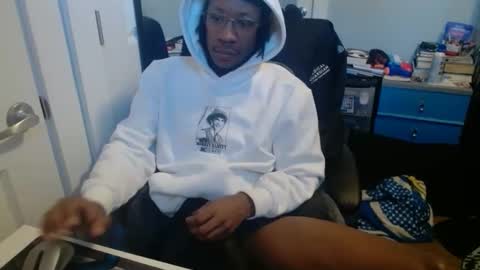 Snapshot of bbc_elrey chatting on 12, 1, 2026 Racks online show from 12, 1, 2026