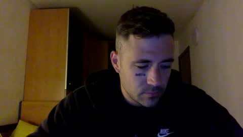 Snapshot of bbnamelezz chatting on 3, 11, 2025 BB Namelezz online show from 3, 11, 2025