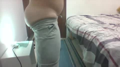 Snapshot of bboy3333333 chatting on 2, 12, 2024 bboy3333333 online show from 2, 12, 2024