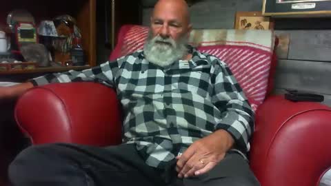 Snapshot of bbwlvr16 chatting on 4, 10, 2025 bbwlvr16 online show from 4, 10, 2025