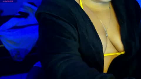 Snapshot of bbwroyalttty chatting on 28, 6, 2026 The girl next door online show from 28, 6, 2026