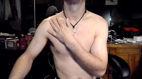 bchillin28 online show from 3, 2, 2026