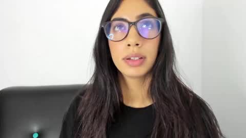 daniela villamizar online show from 12, 12, 2024