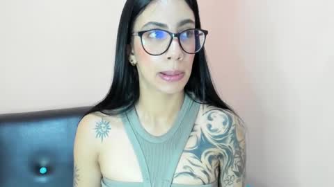 daniela villamizar online show from 11, 1, 2025