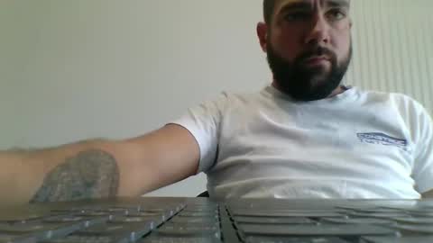 Snapshot of bdemwi2588 chatting on 14, 12, 2025 bdemwi2588 online show from 14, 12, 2025