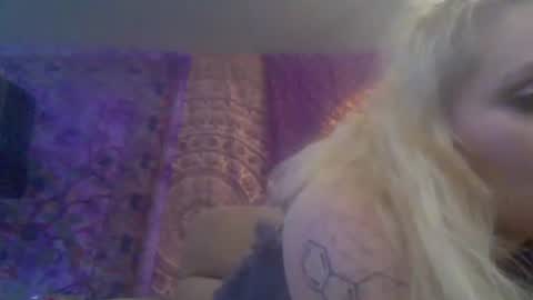 Snapshot of bdeunltd chatting on 17, 5, 2026 bdeunltd online show from 17, 5, 2026