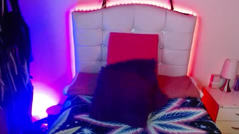 Snapshot of bdsmelapetite chatting on 14, 10, 2025 Ela online show from 14, 10, 2025