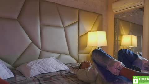 Snapshot of be_curiouss_ chatting on 5, 5, 2026 Helena Evan online show from 5, 5, 2026