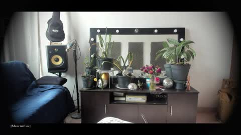 Snapshot of be_lov chatting on 25, 5, 2026 Call me Bells Next Stream on Wednesday Feb 26 online show from 25, 5, 2026