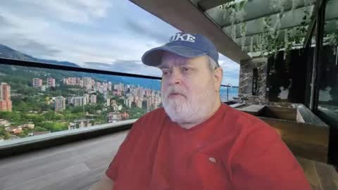 Snapshot of bear4muscle chatting on 26, 4, 2026 Dookie online show from 26, 4, 2026