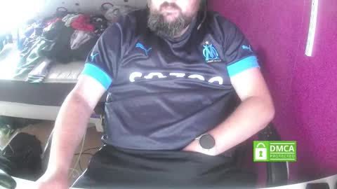 bear90130 online show from 19, 10, 2025